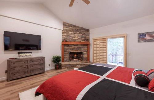 Hillside Hideaway - game rm - master spa - Luxury - Foto 17