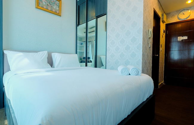 Best Price Studio Apartment at Capitol Park Residence - Photo 18