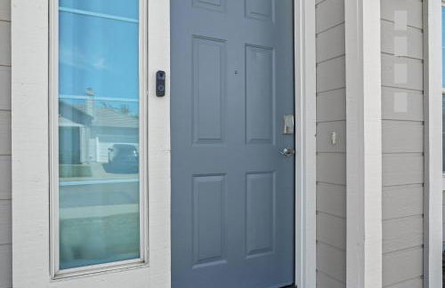 Remodeled 3B2B Bright House with a King Suite - Foto 40