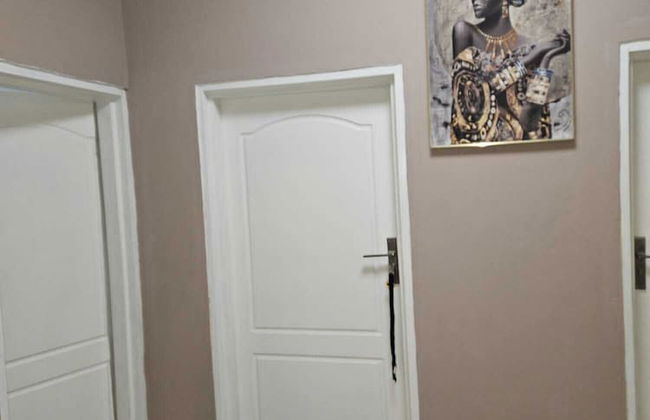 Seven Palms Executive Lodge - Photo 13