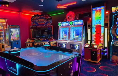 Chichester Lakeside Holiday Park Lakefront Lodge - Foto 49