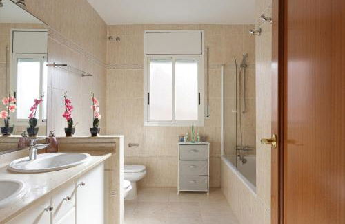 Fantástica casa en alquiler con piscina en Vilanova i la Geltrú - Foto 34