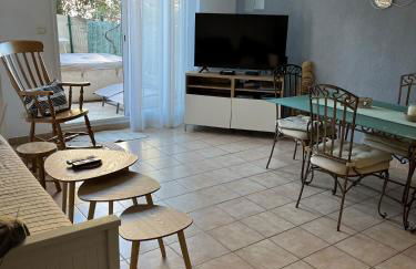 T2 SAUSSET PROCHE DE LA MER - Foto 9