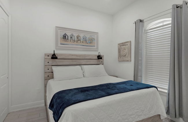 Modern + New Construction & Gulf Views; 3 Pools & Steps to Beach - Foto 5