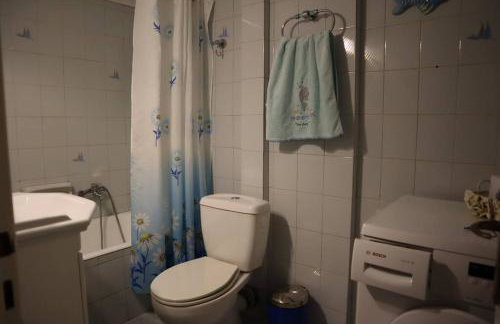 By the sea - Photo 10