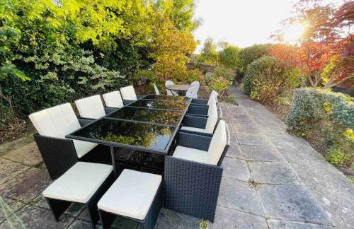 Gorwel is an Art Deco 1930s villa with sea views - Foto 12