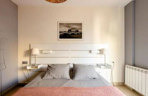 Apt.p/5 15min from Barcelona and Beaches W/Terrace - Photo 13