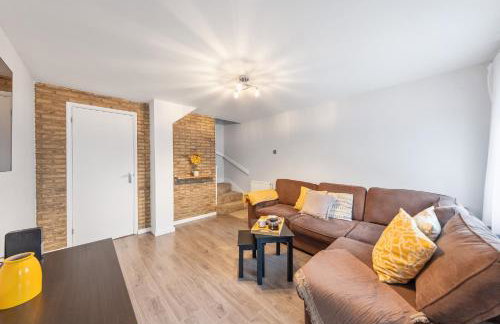 The Belvedere Stay - Free Parking, Spacious Garden, Super King Bed - Foto 9