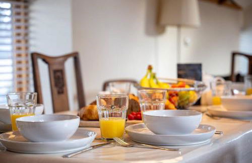 Family & Pet Friendly Coastal Base Near Dartmouth - Foto 17