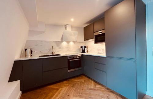 Jugendstil-Altbauwohnung mit Dachterrasse direkt an der Karlsaue - Foto 22