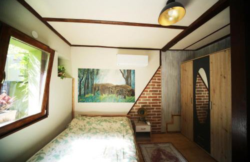 Rustic apartment Hidden - Photo 9