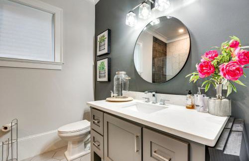 Sprawling Suwanee Home Theater, Pool, Hot Tub! - Foto 36