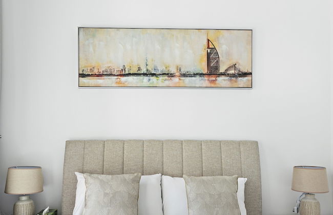 WelHome - Urban Serenity, Zahra Breeze 2 Bedroom Retreat - Photo 3