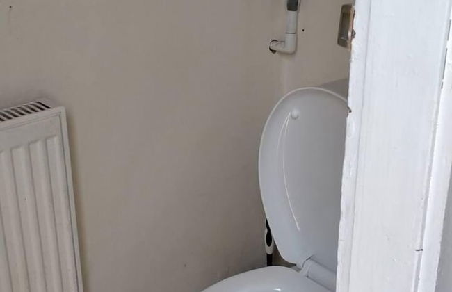 Spacious 3bed House in Walsall With Parking Onsite - Foto 13