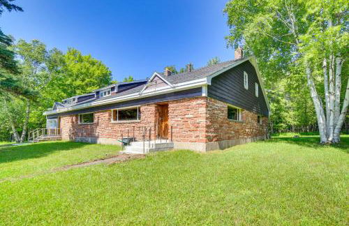 1 Mi to Lake Superior Cottage with Sauna and Rec Room - Foto 4