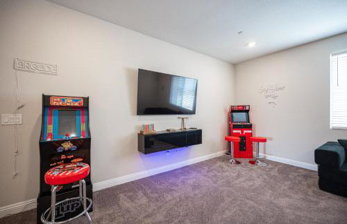 Modern Spacious 6BR Villa with Game Loft 5 Min to Strip, Stadium & Shopping! - Foto 48