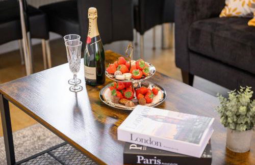 Bright and Cosy 3-bedroom Home near Manchester - Free parking - Sleeps 6 - Foto 6