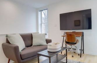 Sojourn's Eastern Market Carriage House Sleeps 2 - Foto 22