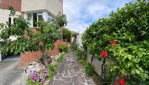 Casa con jardín para Grupos y Familias, 6 habitaciones - Foto 4, Garden