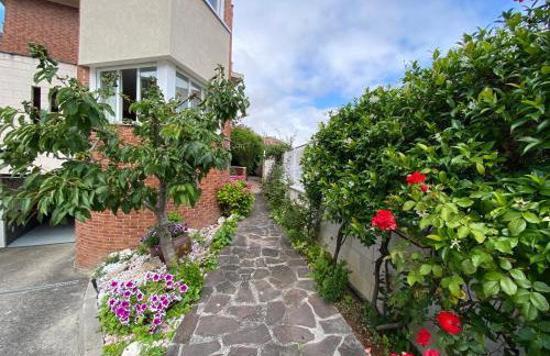 Casa con jardín para Grupos y Familias, 6 habitaciones - Foto 4