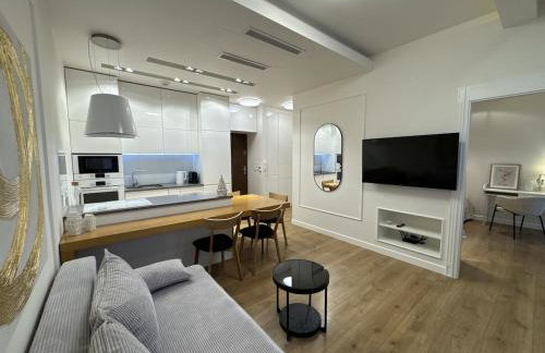 Free Garage Parking & AC, Luxury Apt - Old Town & Kazimierz - Foto 27