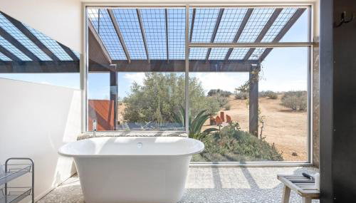 Jackalope Junction-Pool, Hot Tub, Fire Pit, BBQ & Desert Views! home - Foto 3