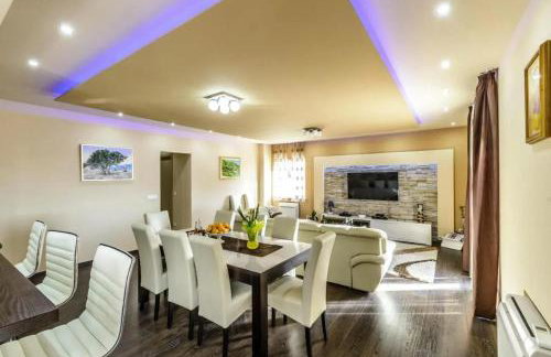 Villa Pave - Six-bedroom Villa With Terrace and Swimming Pool - Foto 29