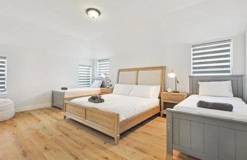 Brand New Luxury 6BD 5BA Grand Vacation Home - Foto 24