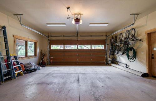 Truckee Timbers at Gray's Crossing by Tahoe Getaways - 4BR w Hot Tub, Ping Pong & EV - Foto 57