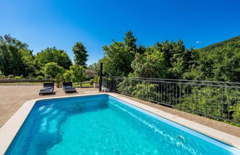 2 Bedroom Gorgeous Home In Veli Brgud - Photo 10