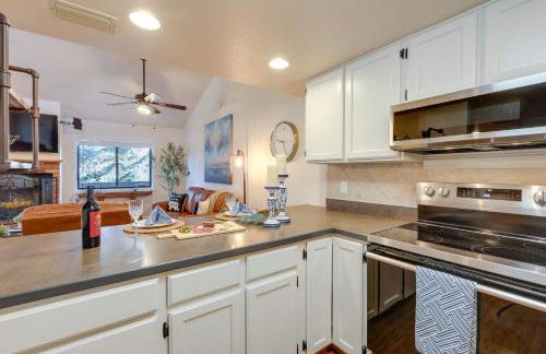 Cozy Flagstaff Condo in Country Club Community! - Foto 10