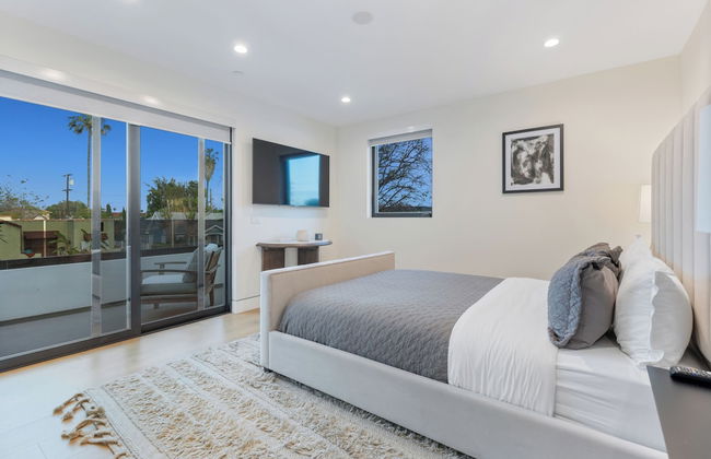 Curson Modern - Photo 5