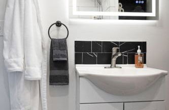 Retreat on Bardstown Road - Yard - Walk to Shops - Foto 28