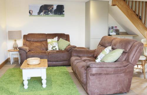 Acorn Cottage - Photo 3