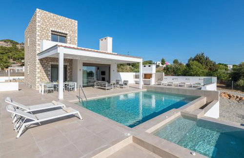VILLA IRIS in PEFKOS, PINE VILLAS - Photo 1