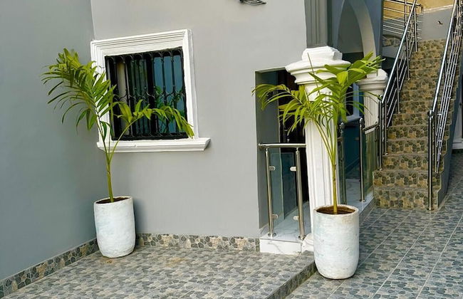 Sun Rise Apt #5 The Retreat Apartments - Photo 18