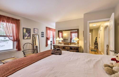 Hadley Vacation Rental 24 Mi to Springfield! - Photo 13