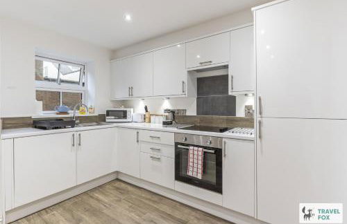 Lisa's House - Photo 10