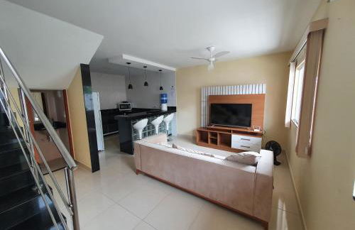 Casa Duplex Iriri - Banheira e Piscina - Foto 24