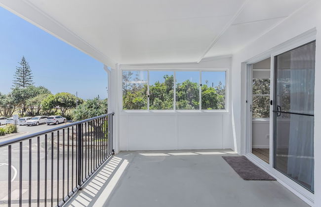 Relax on Marine Parade 2 BDR Apartment - Photo 9