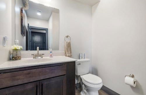 301 - Downtown Condo 1 Bedroom View of City With Fireplace - Foto 19