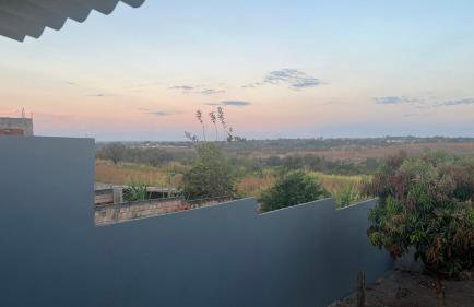 Linda casa em condomínio fechado - Foto 10