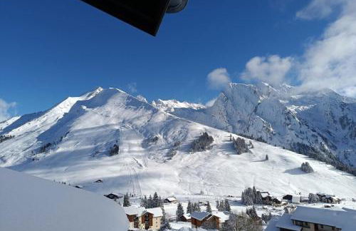 Slow Chalet MtBlanc Soleil Ski-inout Nice View Balcony Elevator Parking - Photo 5