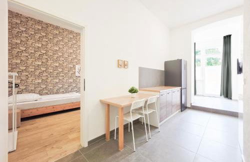 Tolstov Apartments - 3 Room Apartment - Kitchen - Dining Room - Terrace - 25 min to Messe DUS - Foto 20