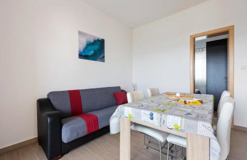 Simplistic Apartment in Neviđane near Sea - Foto 12