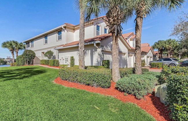 Crown Colony #101 - 16146 Mount Abbey Way 2 Bedroom Condo by RedAwning - Foto 22