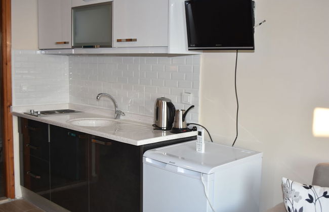 Dasis Hotel & Suites - Photo 11