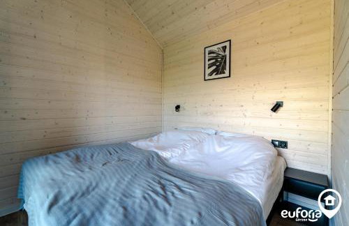 Euforia Górzno - nowoczesne domki nad jeziorem z sauną, balią, jacuzzi - Foto 33