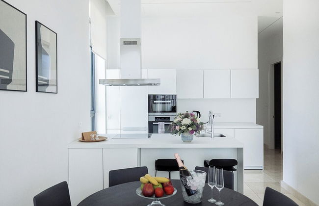 Central Park Residence - Photo 32