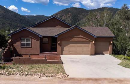 Picturesque Pueblo at Palmer Lake Sleeps 14 - Foto 4